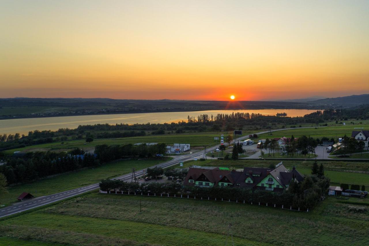 Zajazd Czorsztynski Maniowy Bagian luar foto
