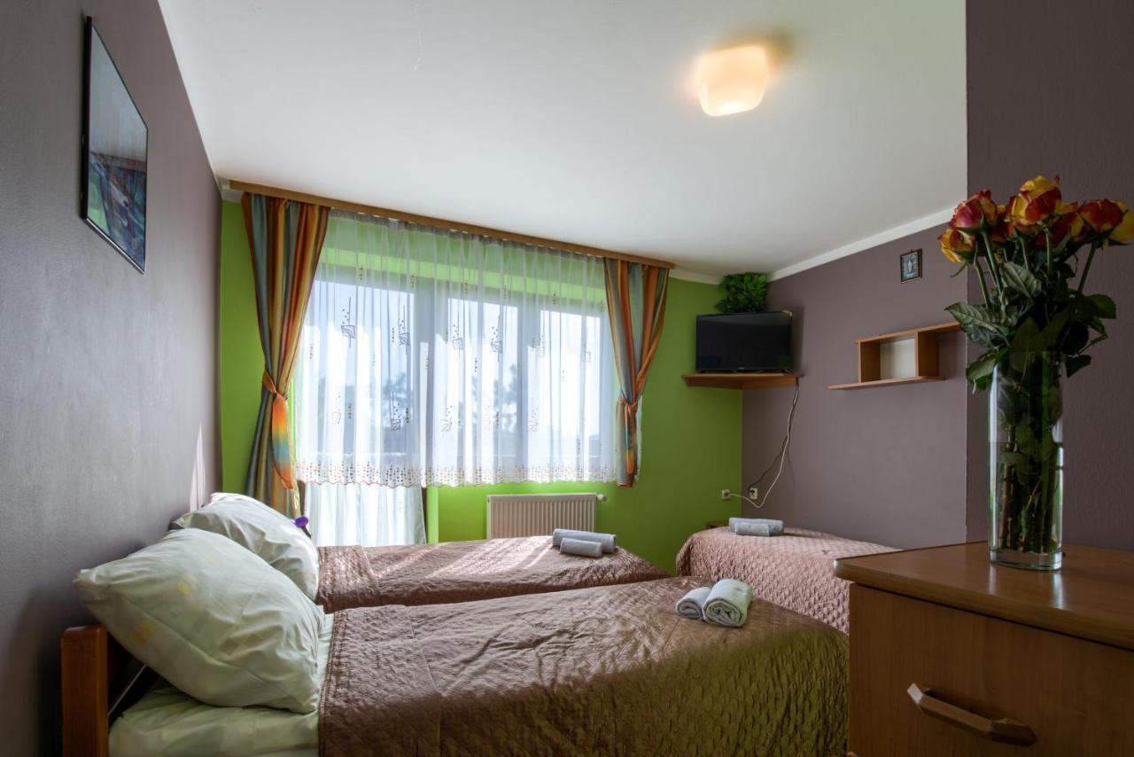 Zajazd Czorsztynski Maniowy Bagian luar foto