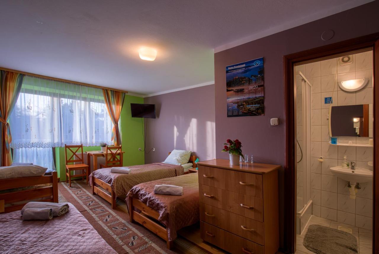 Zajazd Czorsztynski Maniowy Bagian luar foto