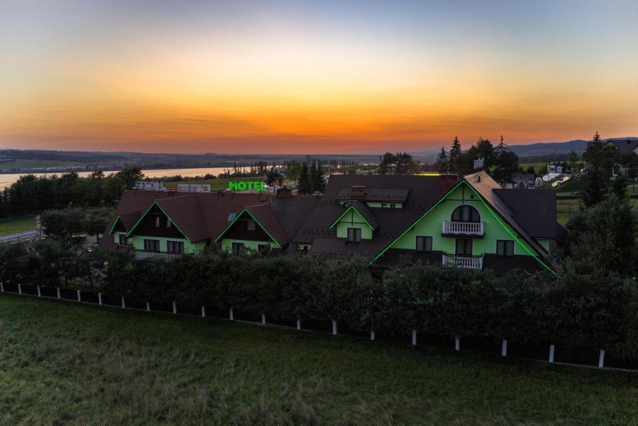 Zajazd Czorsztynski Maniowy Bagian luar foto