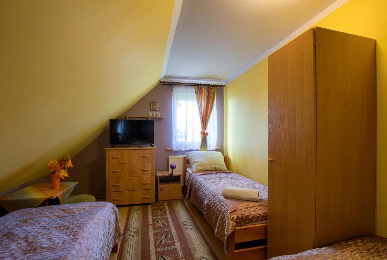 Zajazd Czorsztynski Maniowy Bagian luar foto