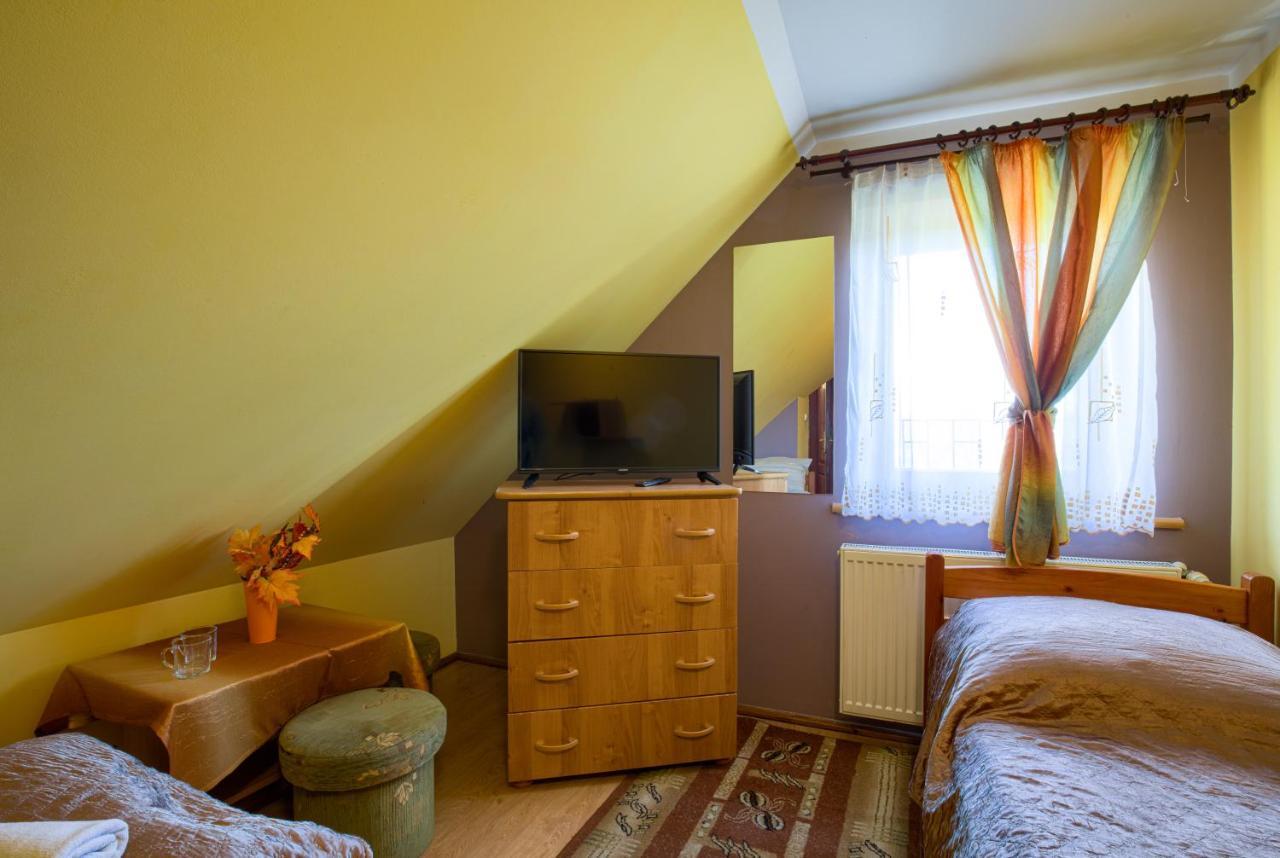Zajazd Czorsztynski Maniowy Bagian luar foto